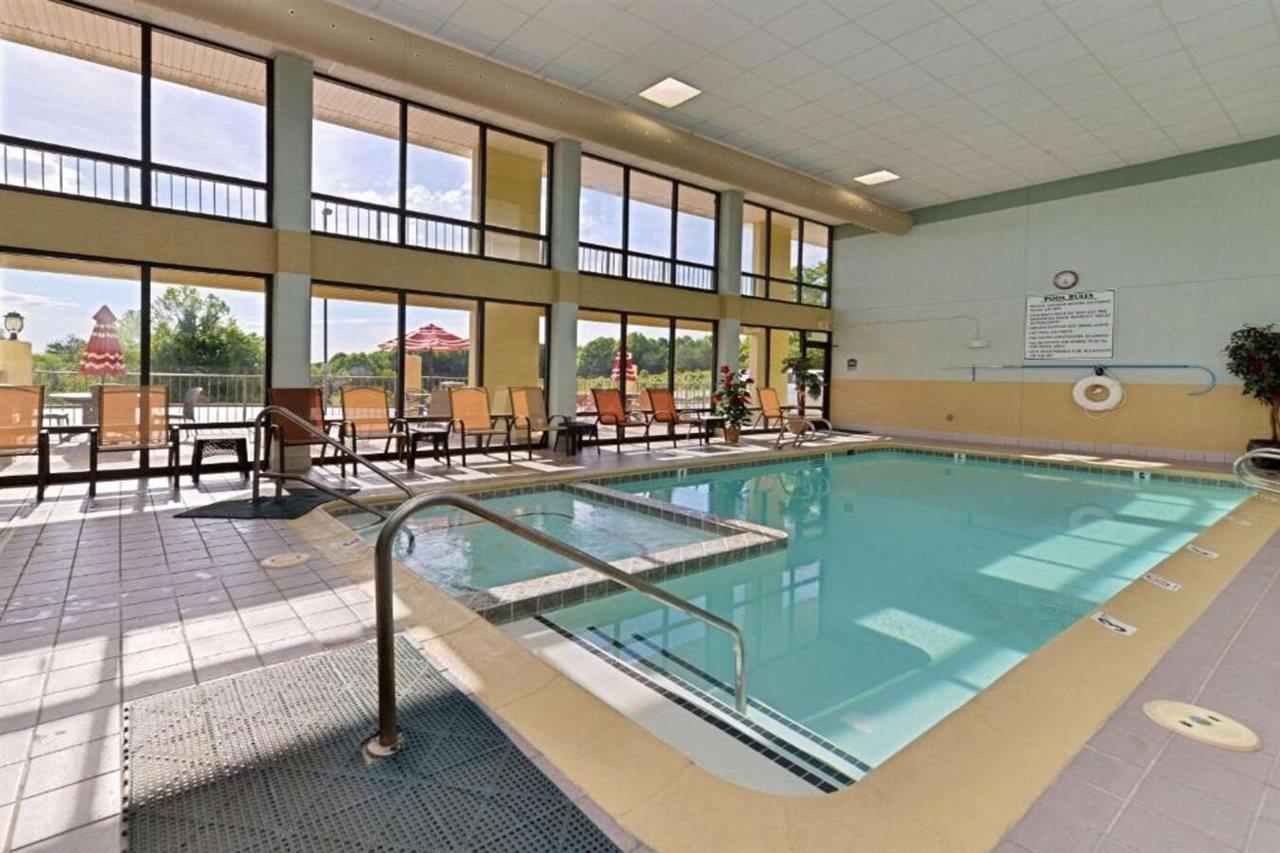 Quality Inn Jonesville I-77 Exterior photo